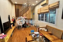 Bán nhà đẹp ở ngay lô góc giảng võ đống đa 42m2, mt 3.9, giá 9 tỷ