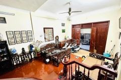 Bán nhà hàng chuối 50m,5t,mt 5.2m lo goc 3 thoang,20m ra mặt phố trước nhà 4m.hơn 12tỷ