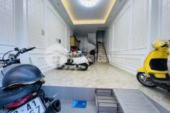 Bán nhà tân mai 5 tầng long lanh ngõ thông kinh doanh hoàng mai