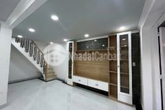 Hiếm chưa tới 5 tỷ có ngay nhà mặt tiền đường 33m2, nhà đẹp 3 tầng btct chắc chắn.