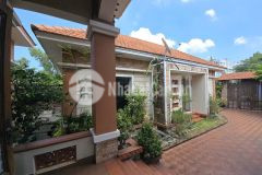 Biệt thự vườn view cực đẹp gần 1000m2 vừa ở vừa kd cafe shr chỉ 10.5 tỷ. lh0932771001.