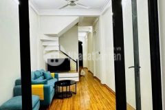 Cho thuê nhà đê la thành đống đa 40m x 3t 3n2vs giá 15 triệu, ở nhóm, gia đình