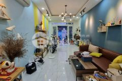 Bán nhà q.phú nhuận, huỳnh văn bánh, 4 tầng, 51m2, hẻm thông, gần hxh, mới ở ngay, 7.8 tỷ