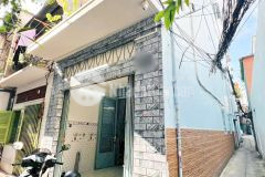 Bán nhà 2 lầu vị trí đẹp gần mặt tiền trần hưng đạo phường 7 quận 5