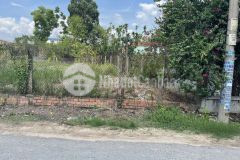 Bán đất đông dư 300m2 thổ cư trục chính thôn 2, đường 6m, sđcc nở hậu. 0982852808