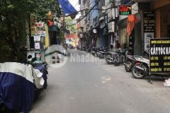 Lê văn hiến phân lô ô tô tránh trước nhà sổ vuông giáp học viện tài tính