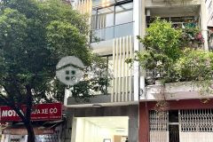 Mặt tiền 120 lê thị riêng.p bến thành.q1