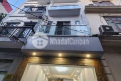 Bán nhà ngọc thuỵ,long biên 5 tầng,40m oto đõ cửa nhỉnh 7 tỷ