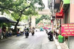 Bán nhà phố cự lộc quận thanh xuân, dt 40m2 x 4t, mt 4m, giá 5.3 tỷ