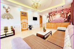 Cho thuê homestay 2 mặt tiền phường 5 đà lạt, 13pn full nội thất, 38tr, lh 0888 113 882