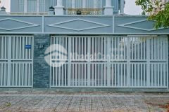 Bán gấp nhà mt kd 160m2 ngang đẹp 8m sổ vuông vức giá chỉ 15 tỷ