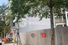 Bán đất lạc long quân 130m2 x mt 11m mặt ngõ 2 oto tránh thông thẳng ra hồ