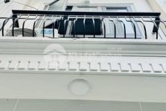 Nhà mới kính coong mua về đón tết đầy đủ công năng