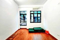 Bán nhà lạc long quân. tây hồ. 2 mặt ngõ ô tô. dt 48m2. mt 4m. 5 tầng. giá 12.3 tỷ