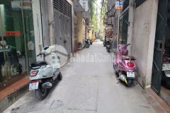 Bán nhà đại la 45m2, 5 tầng. hai thoáng, gần oto 7.7 tỷ