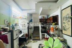 Bán nhà trung tâm quận 11.24m 2 tầng. đẹp hoàn công đủ. 2.45 tỷ