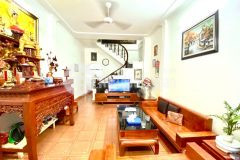 Bán nhà 3 tầng giải phóng hbt 96m2 ô tô qua, 2 mặt ngõ