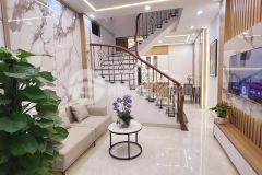 Bán nhà phố quan nhân, thanh xuân, nhà đẹp full nội thất, ngõ thoáng, gần hồ