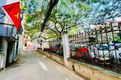 Bán gấp nhà ngõ 45 hồng tiến, bồ đề, long biên, 51m2 x 5tầng, phân lô, ô tô, gần phố, nhỉnh 8 tỷ