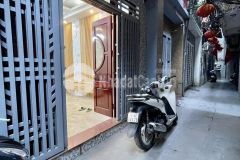 Nhà đẹp chắc chắn về ở luôn, full tiện ích, nội thất mới 40m ra ô tô gara