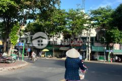 Cho thuê nhà 2 mặt tiền ngay ngã 3 trần đồng nam kỳ giá 18tr tháng