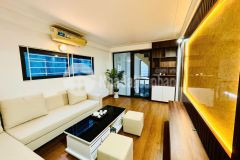 Nhà lô góc 6 tầng khương trung 36m2, giá chỉ 7.8 tỷ, 6 ngủ, ô tô cách 20m.