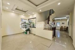 Tây hồ lộng gió một bước ra phố