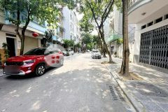 Phúc đồng long biên phân lô quân đội ô tô tránh, dừng, đỗ vỉa hè dân trí cao trung t