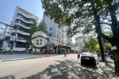 Bán nhà phố quảng bá 100m2 mặt tiền 7.5m sổ vuông ô tô kinh doanh sát hồ tây