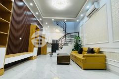 Bán căn nhà mới 4 tầng full nội thất phố kim ngưu hai bà trưng, ngõ thông trần khát chân.