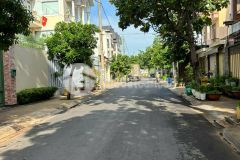 Bán đất mt đường 270 đối diện cafe red kdc nam hòa đường đỗ xuân hợp, phước long a, quận 9 170m²12