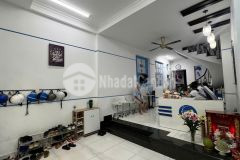 Cho thuê nguyên căn cống quỳnh quận 1, hxh, 4x19, 3 tầng, tiện làm vpkdonline, 0902486972