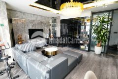 Cho thuê nhà lô góc 4 tầng x 75m2 mặt hồ 7 gian phố đội cấn ô tô tránh 35trth. lh 0912442669