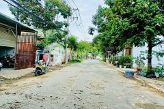 Lô đất hẻm 47 trường lưu dt 80m, 2 mặt tiền trước sau, view công viên