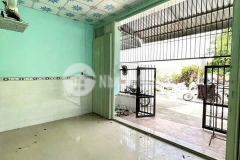Bán căn nhà 94m2 ở hóc môn 850 triệu sổ hồng riêng.