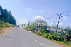 Tôi chính chủ cần bán gấp lô diện tích lớn mặt tiền dt744