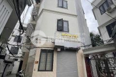 Bán nhà ngô gia tự 33m 5tầng mt 4m giá 4,5tỷ