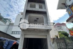 Bán nhà ngọc trì,thạch bàn 7 tầng,50m,mt4.4m oto vào nhà nhỉnh 9 tỷ