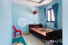 Nhà mặt tiền đường 882 phú hữu dt 64m, 3 tầng giá tốt