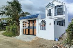 Bán nhà diên sơn mới xây mặt tiền đường bầu bạn cách uỷ ban 500m