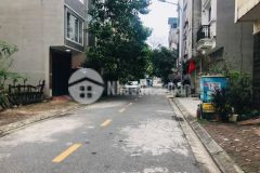 Đất đẹp hiếm đường ô tô tránh giá rẻ tái định cư giang biên dt 40m2. giá 7.5 tỷ