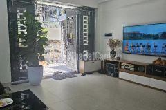 Trương định lô góc, oto vào sân, thang máy, dt 80m giá 16.3 tỷ sđcc