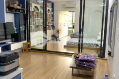 Bán căn hộ chung cư phố giảng võ, ba đình, 70m2, nhà đẹp ở luôn, thang máy, ô tô đỗ, gần hồ