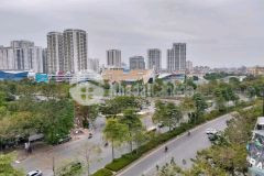 Bán tòa nhà mặt phố võ chí công 75m 8tầng thang máy vỉa hè ô tô kinh doanh dòng tiền.