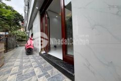 Hoàng mai dt 32m 6t thang máy, ngõ rộng ba gác đỗ cửa giá 7.45 tỷ sđcc