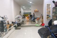 Nhà riêng chử đồng tử 65m2 ngang 4.7m vuông a4 ko qh lg 6.9 tỷ.