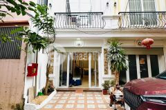 Chỉ 30 tỷ chdv 120m2 nghi tàm 8t thang máy lô góc ô tô 1.5 tỷ năm đầu tư