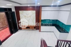 Bán nhà 5 tầng tứ hiệp 3 gác đánh võng vị trí đắc địa dt 39m2 mt 5,8 giá 5.56 tỷ