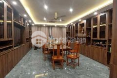 Rẻ cực kỳ, đường võng thị, dt 40mx5 tầng, ba gác tránh, chỉ có 7.7 tỷ.