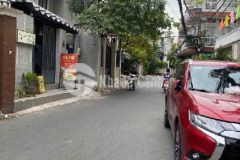 Cần bán nhà hẻm xe hơi, cách hẻm xe tải 50m, đường nguyễn xí, p26, q. bình thạnh.